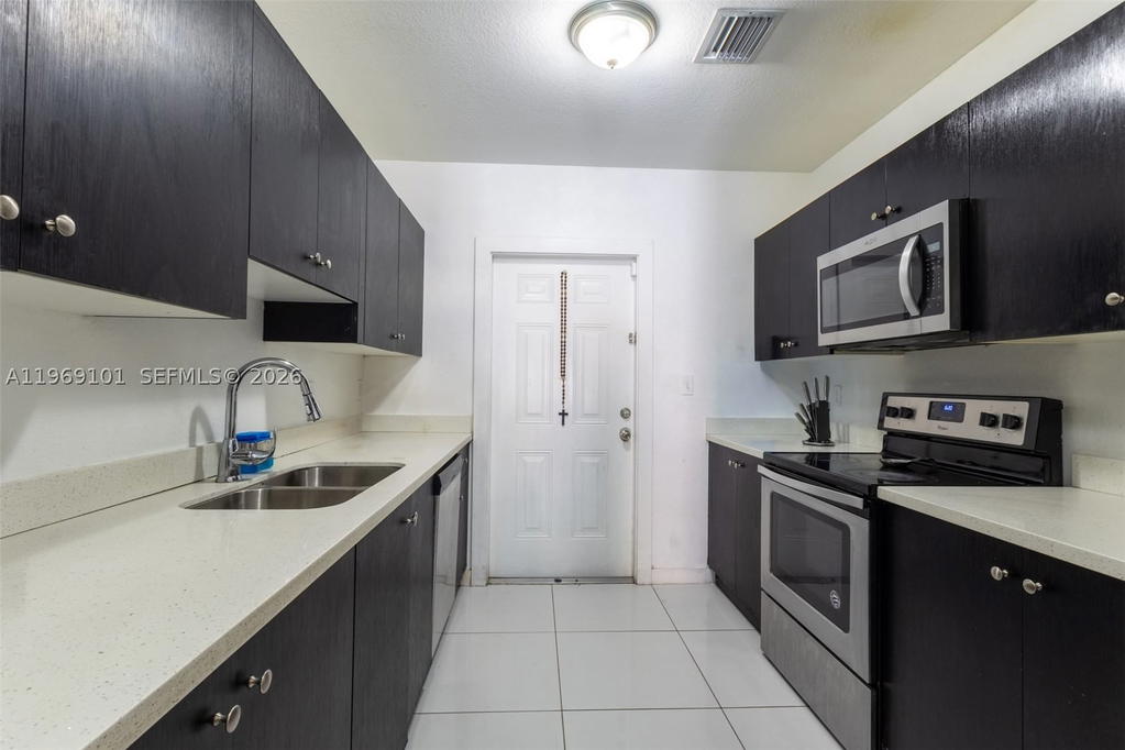 Real estate property located at 1998 47th St, Miami-dade, 17 Ave Manor, Miami, FL