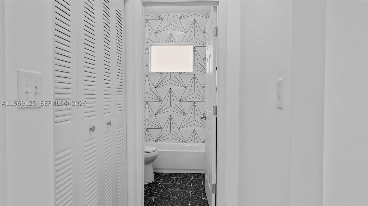 Real estate property located at 1561 Jefferson Avenue, Miami-dade, Lincoln Sub, Miami Beach, FL