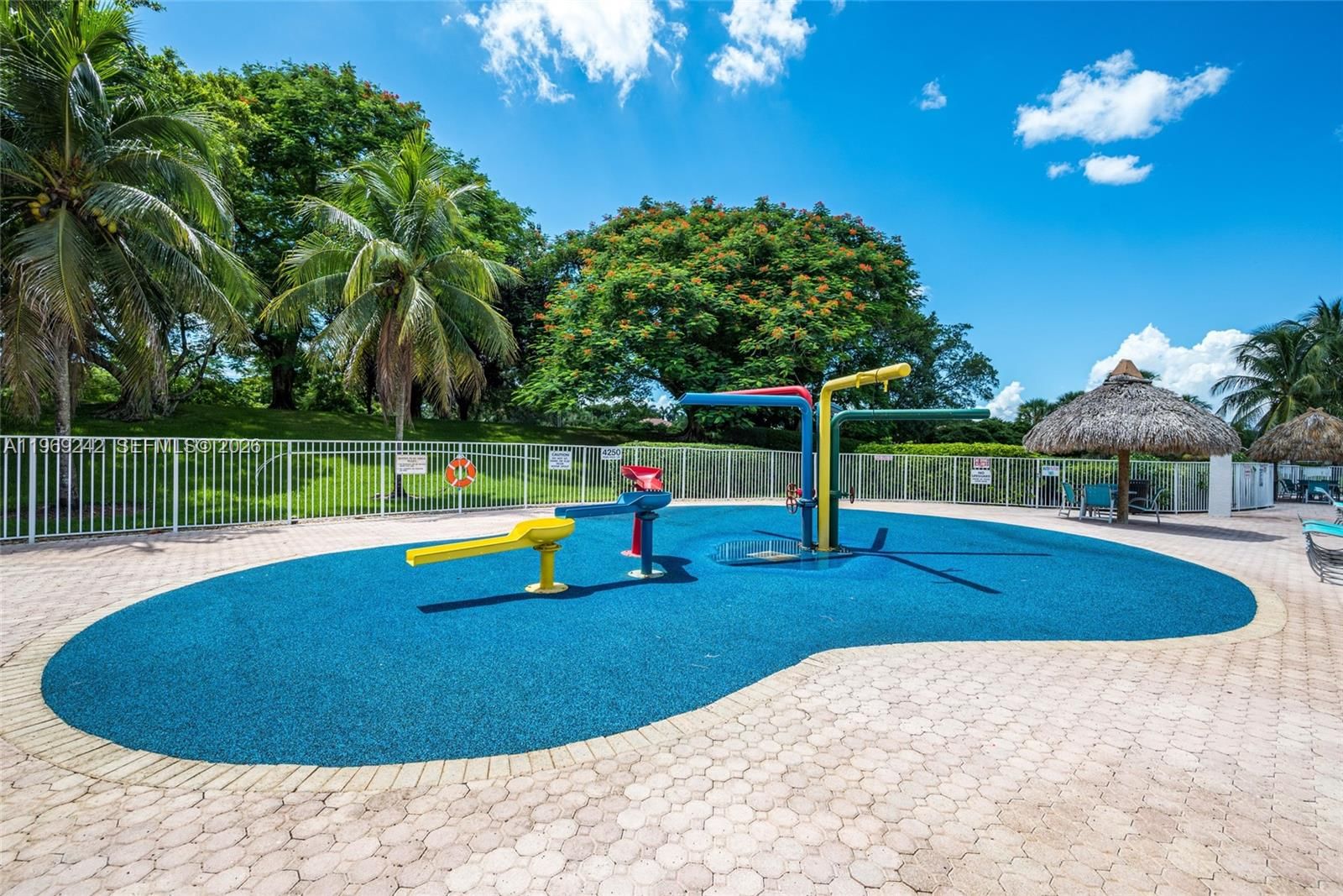Real estate property located at 4115 Sabal Ridge Cir, Broward, The Ridges, Weston, FL