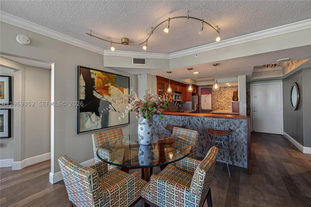 Real estate property located at 401 4th Ave #1407, Broward, Esplanade On The New Rive, Fort Lauderdale, FL