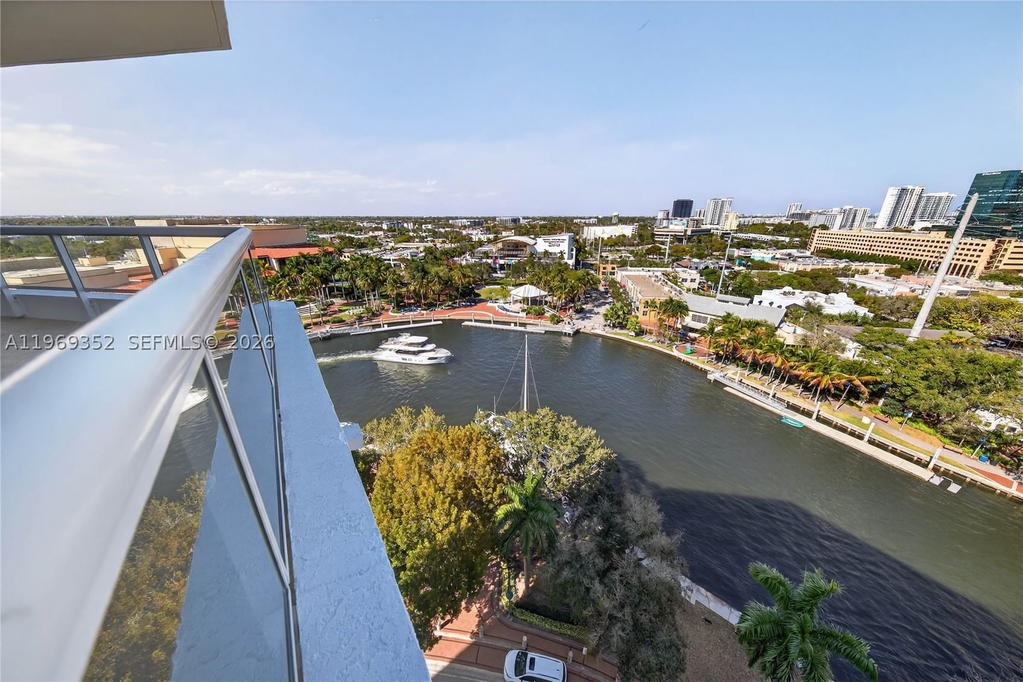 Real estate property located at 401 4th Ave #1407, Broward, Esplanade On The New Rive, Fort Lauderdale, FL