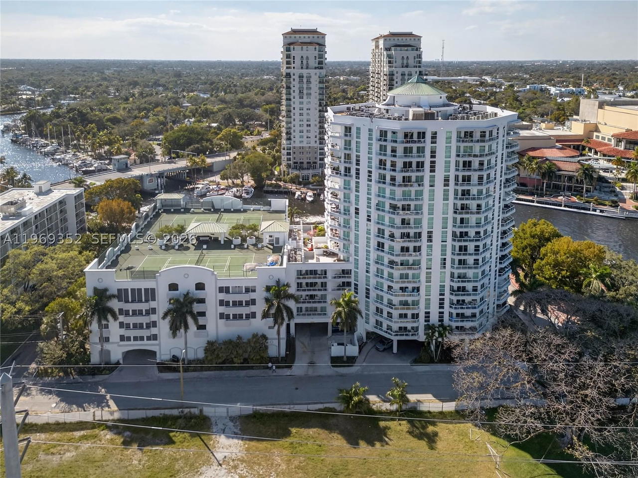 Real estate property located at 401 4th Ave #1407, Broward, Esplanade On The New Rive, Fort Lauderdale, FL