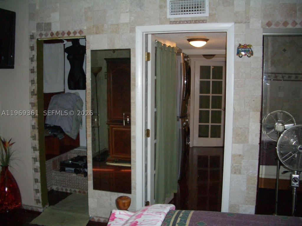 Real estate property located at 10900 104th St #324, Miami-dade, The Berkeley Condo, Miami, FL