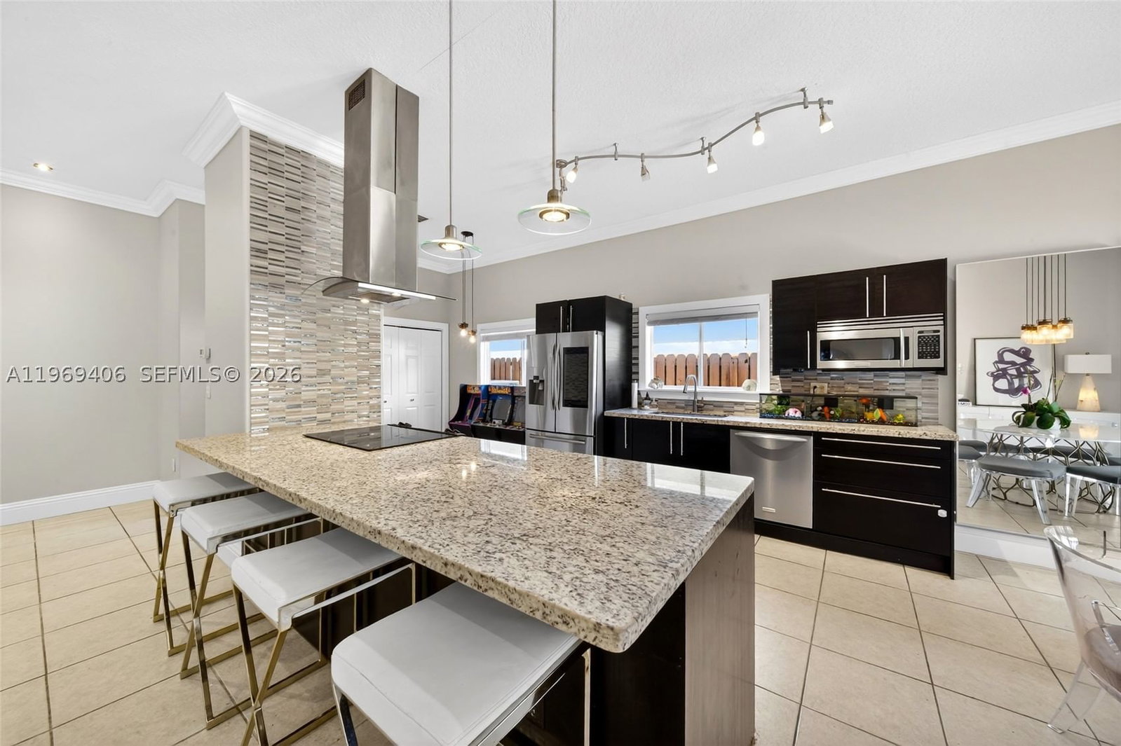 Real estate property located at 14231 161st Pl, Miami-dade, Fantasy Reef, Miami, FL