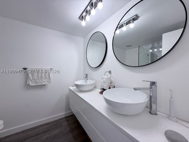 Real estate property located at 13499 Biscayne Blvd #902, Miami-dade, Sailboat Cay Condo, North Miami, FL