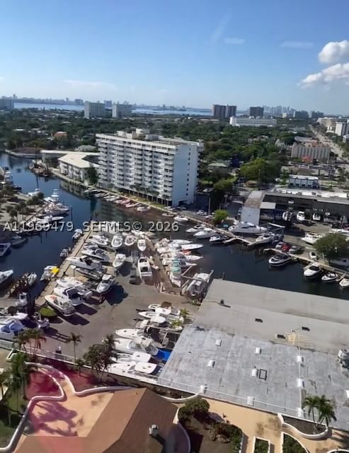 Real estate property located at 13499 Biscayne Blvd #902, Miami-dade, Sailboat Cay Condo, North Miami, FL
