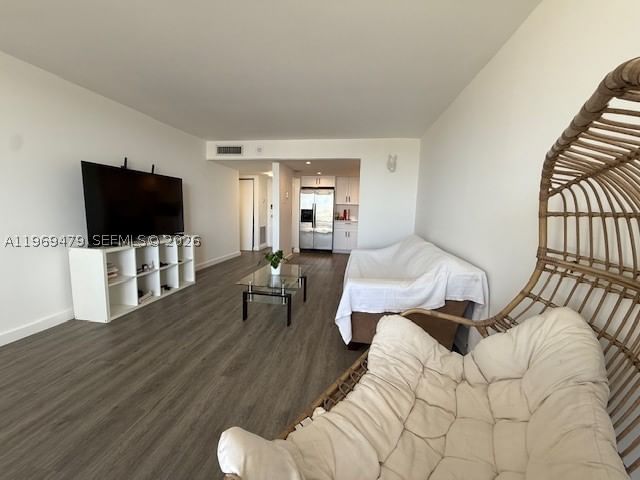 Real estate property located at 13499 Biscayne Blvd #902, Miami-dade, Sailboat Cay Condo, North Miami, FL