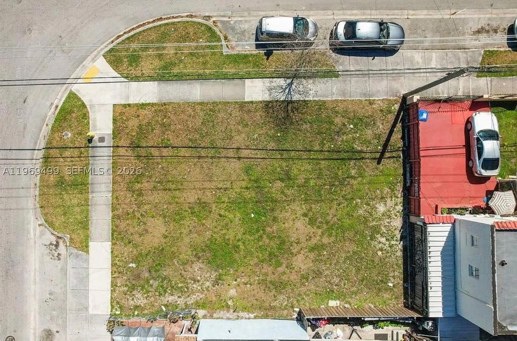 Real estate property located at 2600 23rd Ave, Miami-dade, Westhaven, Miami, FL