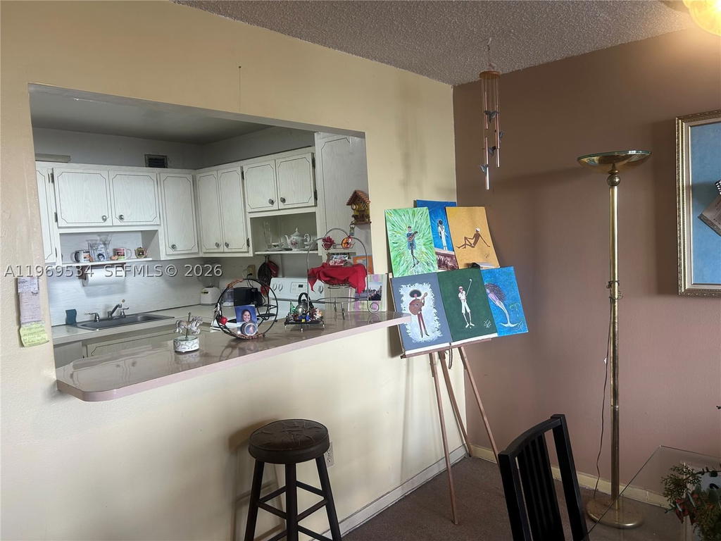 Real estate property located at 7118 Bonita Dr #704, Miami-dade, Fountain Towers Condo, Miami Beach, FL