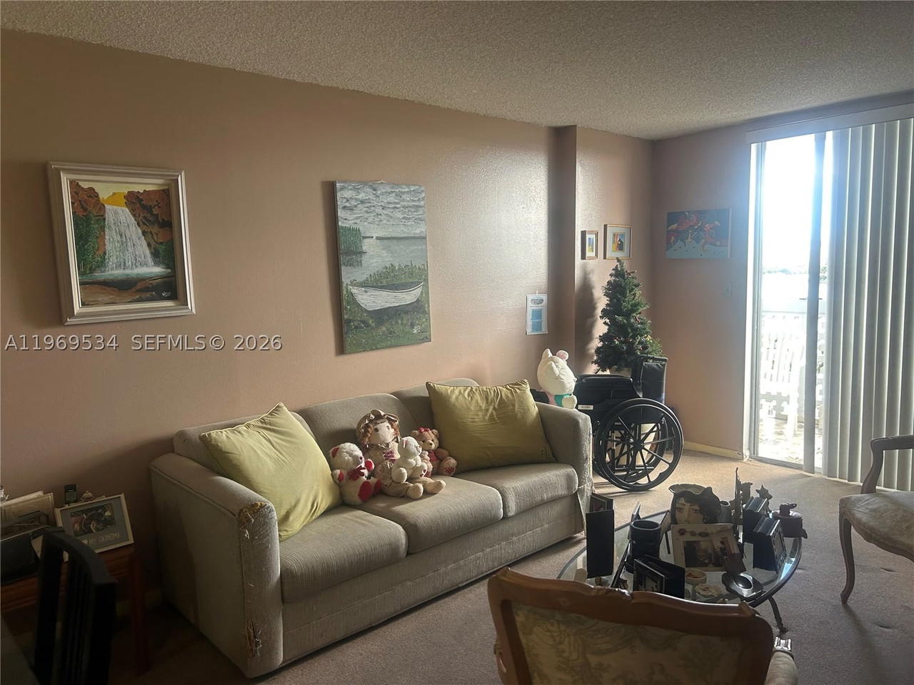 Real estate property located at 7118 Bonita Dr #704, Miami-dade, Fountain Towers Condo, Miami Beach, FL