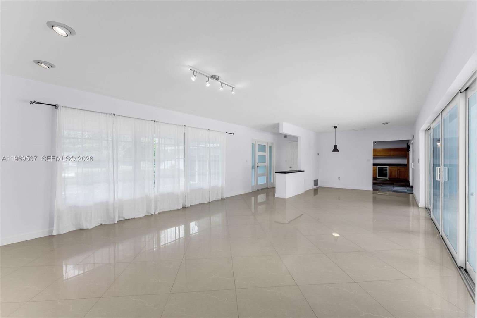 Real estate property located at 7451 133rd St, Miami-dade, Hill Top Manor 2nd Addn, Pinecrest, FL