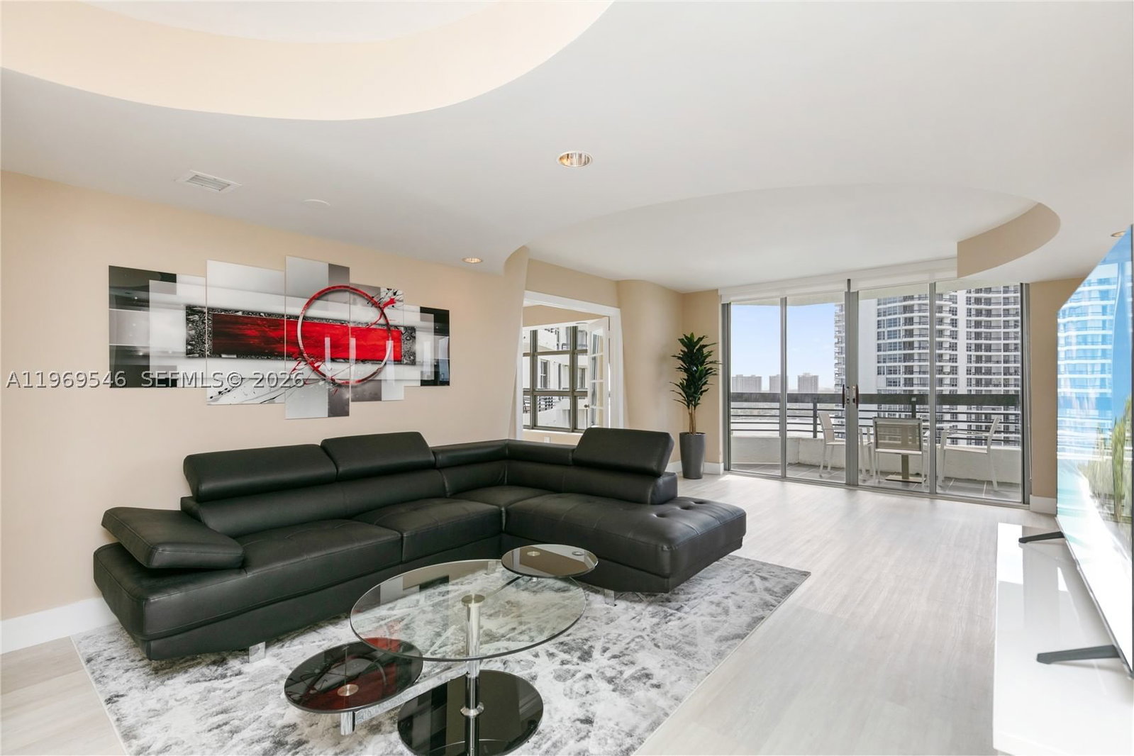 Real estate property located at 3500 Mystic Pointe Dr #2603, Miami-dade, Mystic Pointe Tower 400 C, Aventura, FL