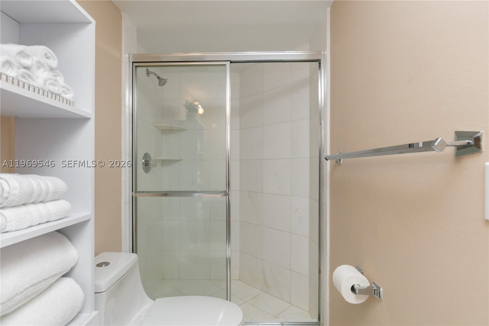 Real estate property located at 3500 Mystic Pointe Dr #2603, Miami-dade, Mystic Pointe Tower 400 C, Aventura, FL