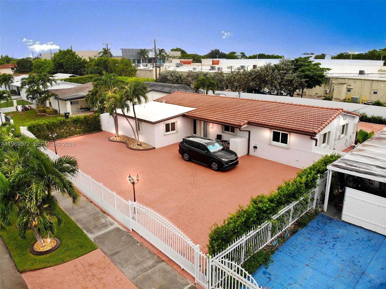 Real estate property located at 9331 57th Ter, Miami-dade, Darlington Manor, Miami, FL