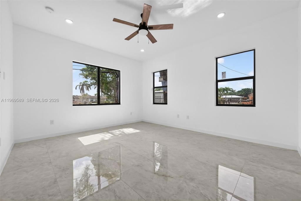 Real estate property located at 3050 24th St, Broward, Golden Ridge, Fort Lauderdale, FL