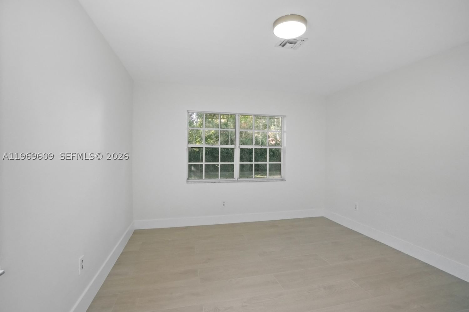 Real estate property located at 9912 196th St, Miami-dade, Bel Aire Sec 3, Cutler Bay, FL