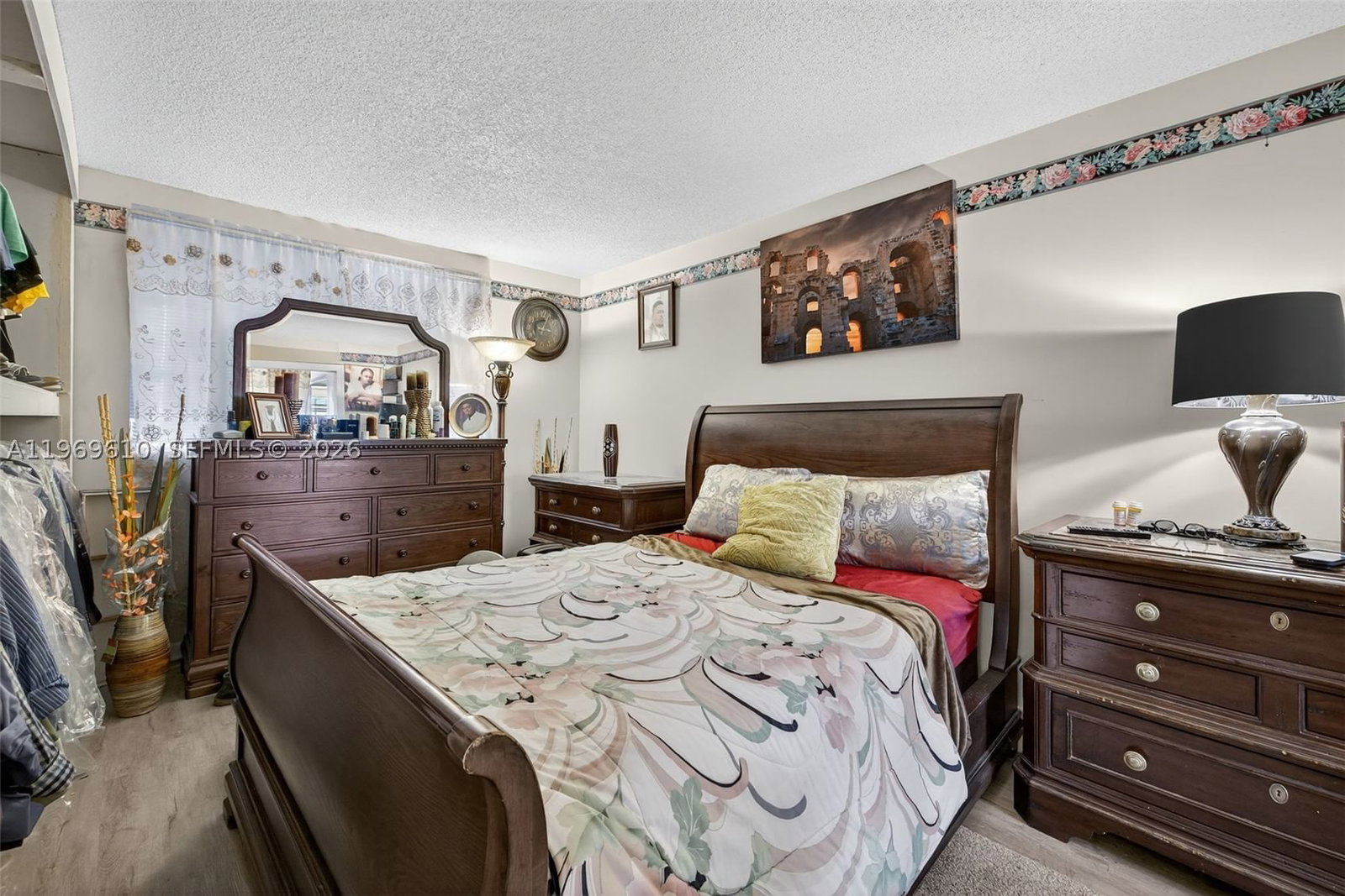 Real estate property located at 3051 46th Ave #405, Broward, Lauderdale Oaks Condo Xi, Lauderdale Lakes, FL