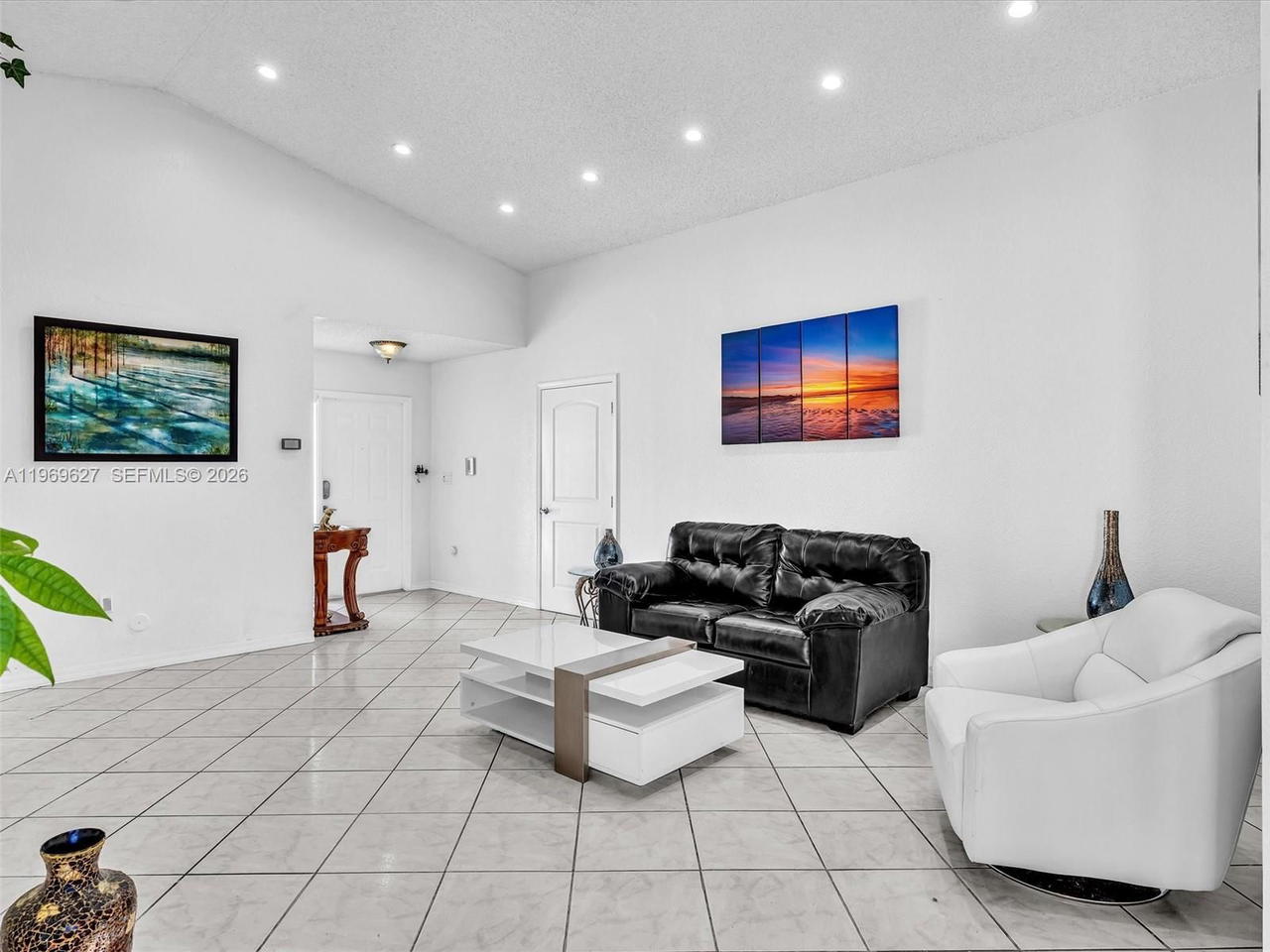 Real estate property located at 9166 168th Ct, Miami-dade, Forest Lakes Townhomes, Miami, FL