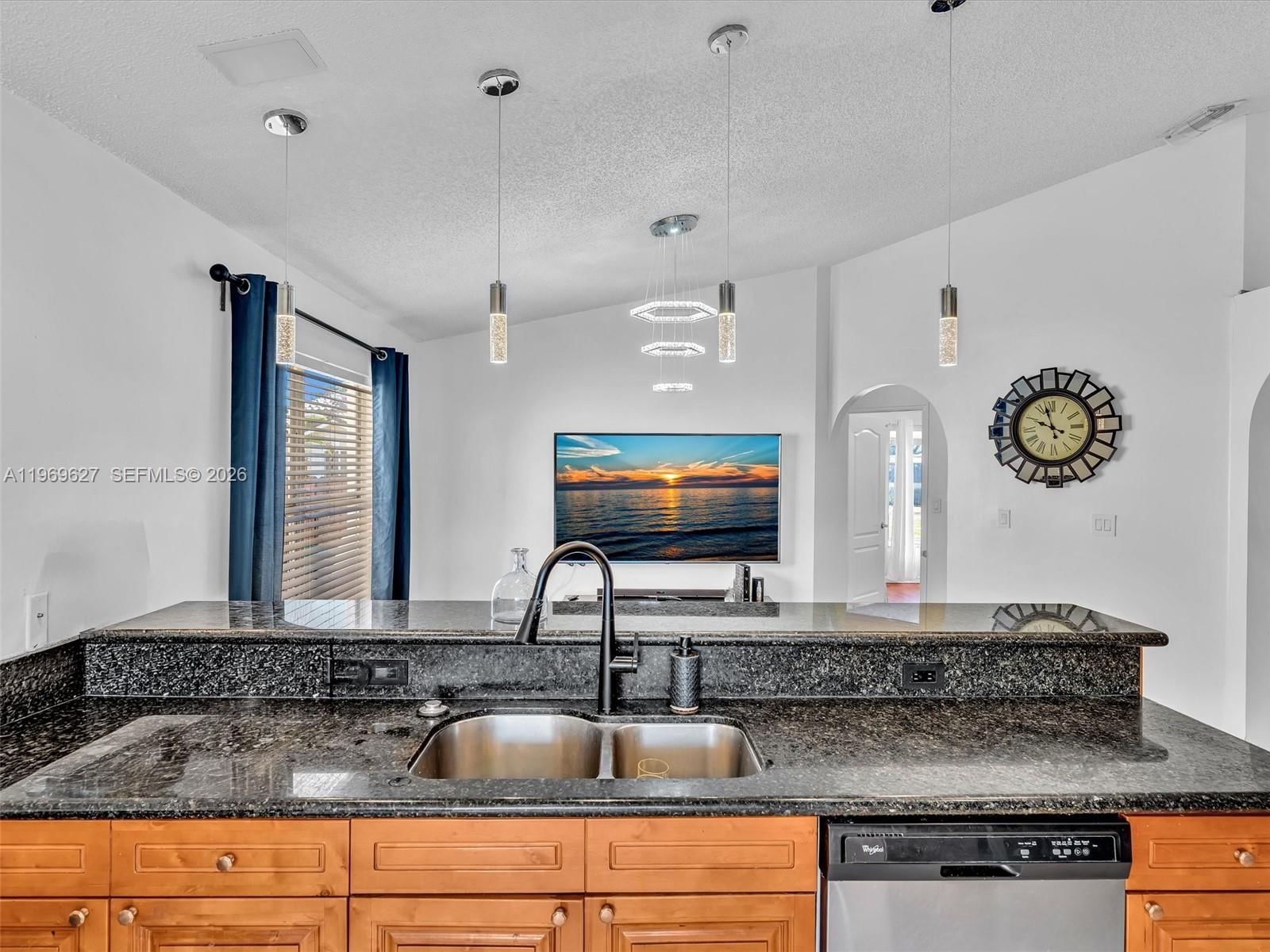 Real estate property located at 9166 168th Ct, Miami-dade, Forest Lakes Townhomes, Miami, FL