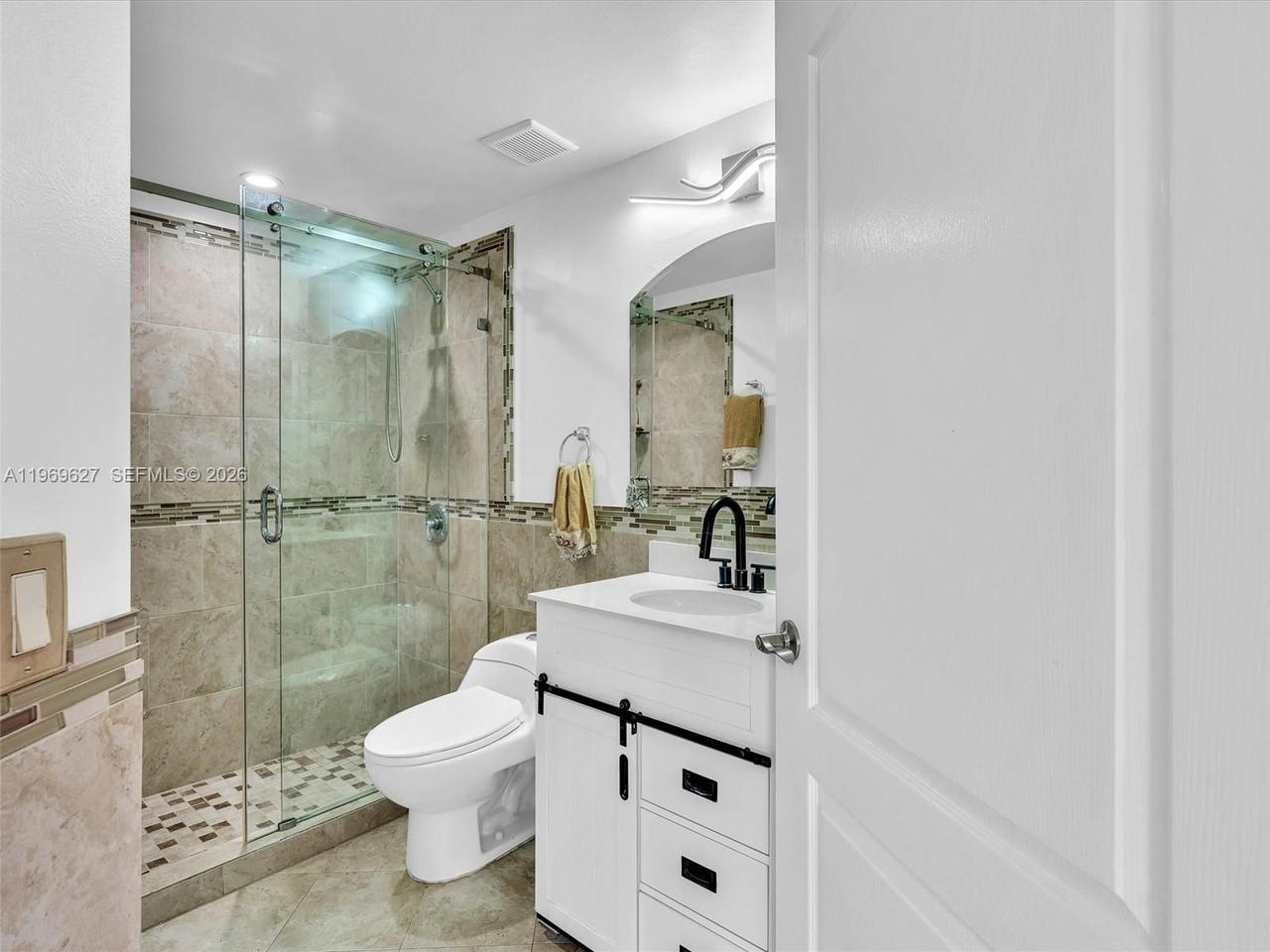 Real estate property located at 9166 168th Ct, Miami-dade, Forest Lakes Townhomes, Miami, FL