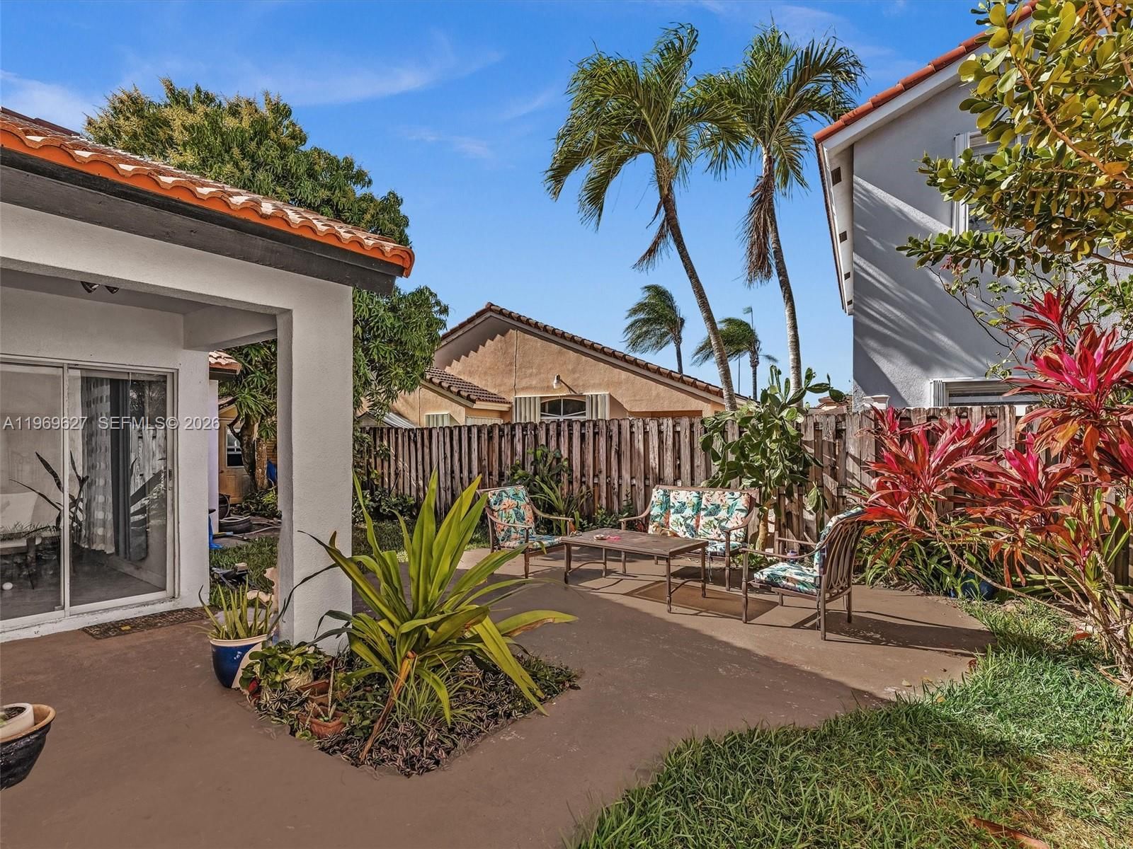 Real estate property located at 9166 168th Ct, Miami-dade, Forest Lakes Townhomes, Miami, FL