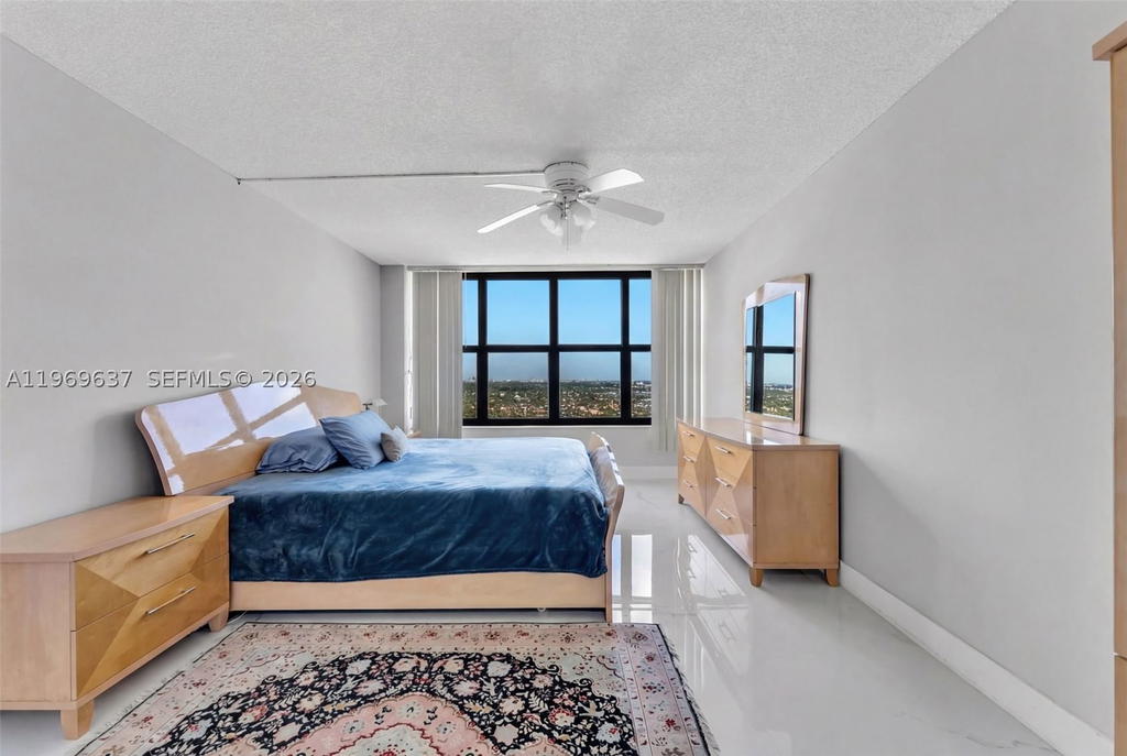 Real estate property located at 2500 PARKVIEW DR #2407, Broward, Olympus Condo, Hallandale Beach, FL