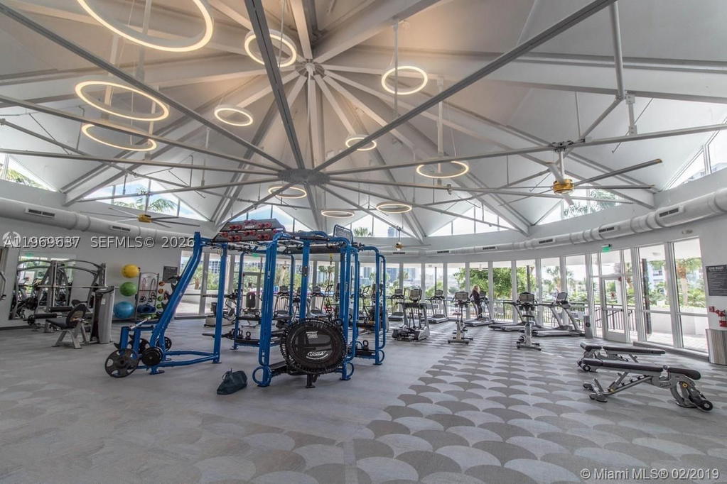 Real estate property located at 2500 PARKVIEW DR #2407, Broward, Olympus Condo, Hallandale Beach, FL