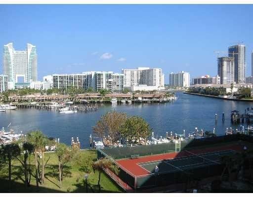Real estate property located at 2500 PARKVIEW DR #2407, Broward, Olympus Condo, Hallandale Beach, FL