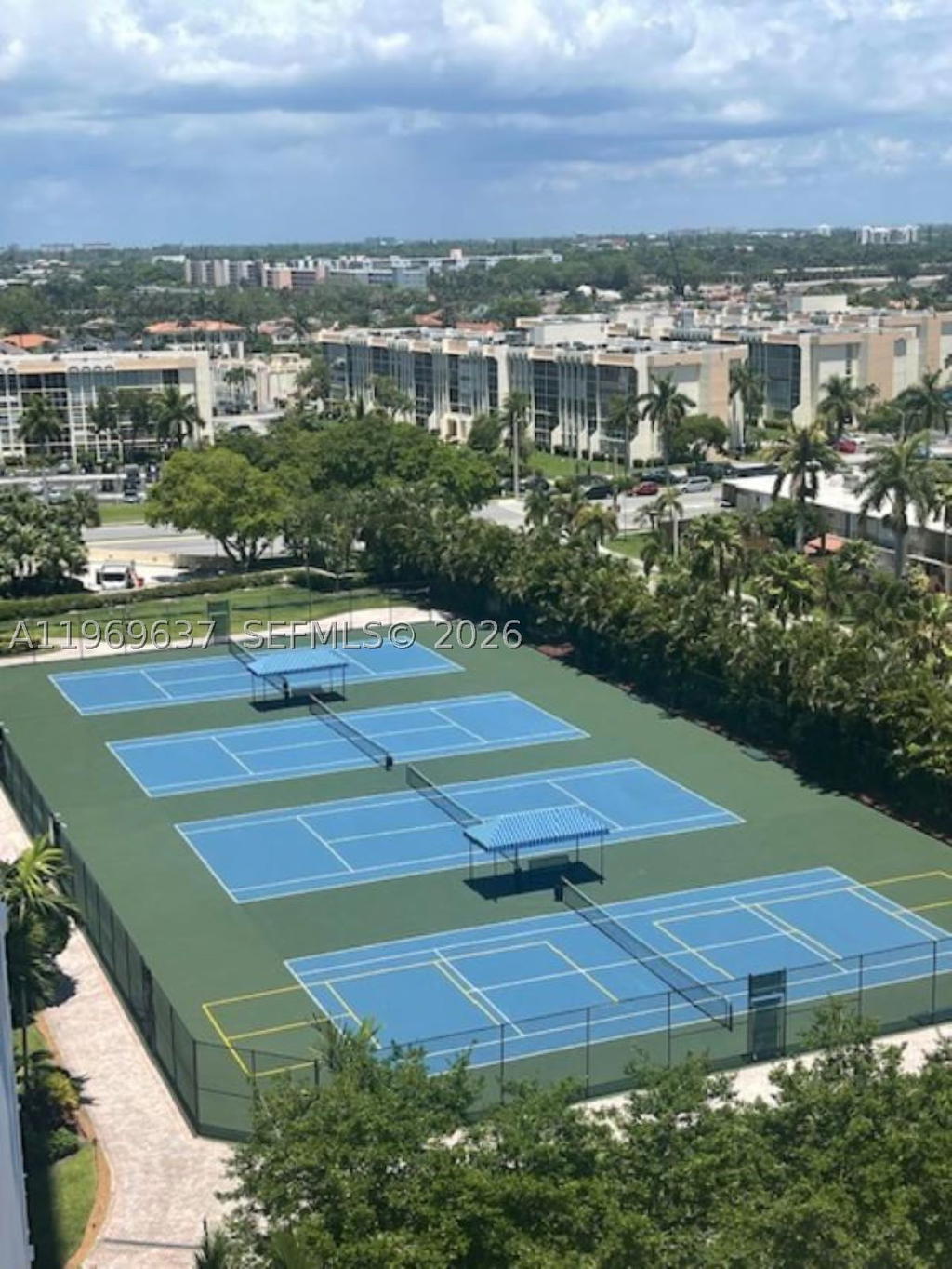 Real estate property located at 2500 PARKVIEW DR #2407, Broward, Olympus Condo, Hallandale Beach, FL