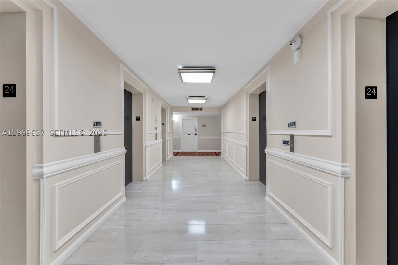 Real estate property located at 2500 PARKVIEW DR #2407, Broward, Olympus Condo, Hallandale Beach, FL