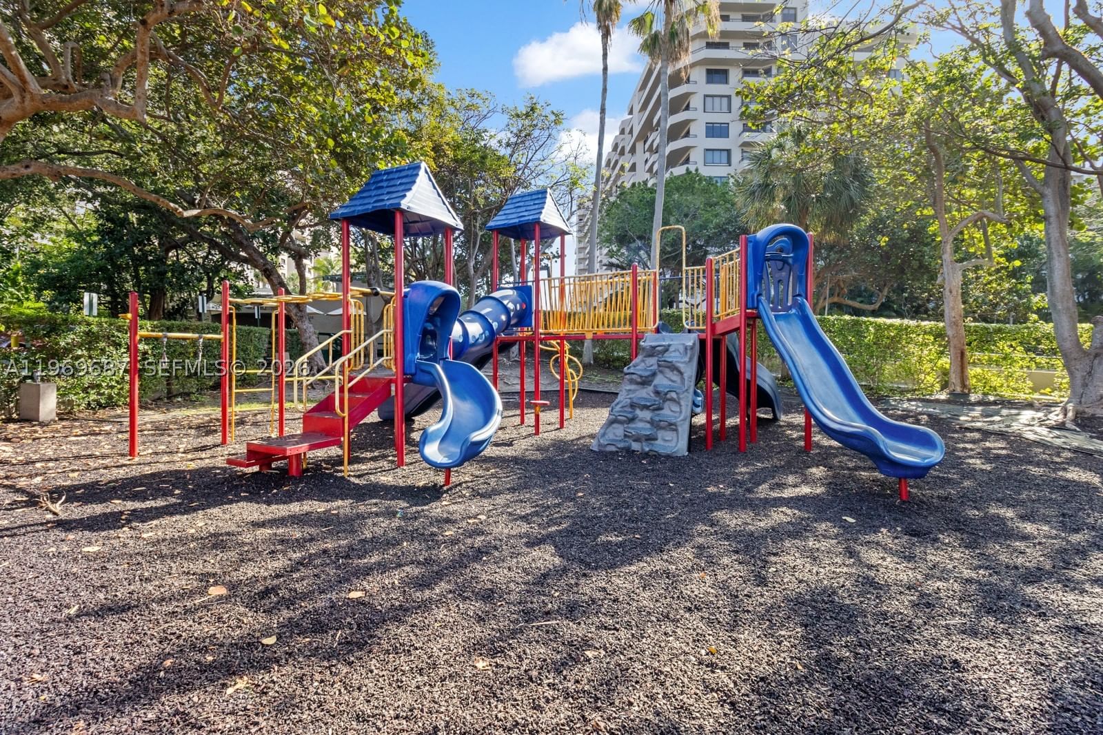 Real estate property located at 151 Crandon Blvd #127, Miami-dade, The Emeraldbay @ Key Colo, Key Biscayne, FL