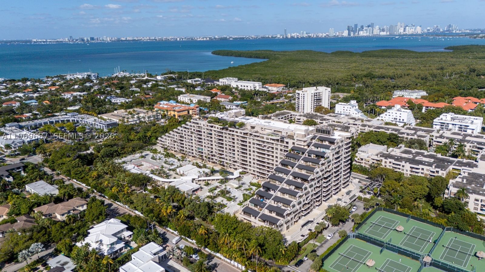 Real estate property located at 151 Crandon Blvd #127, Miami-dade, The Emeraldbay @ Key Colo, Key Biscayne, FL