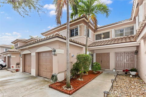 Real estate property located at 9722 23rd Ct, Broward, Royal Townhomes, Pembroke Pines, FL