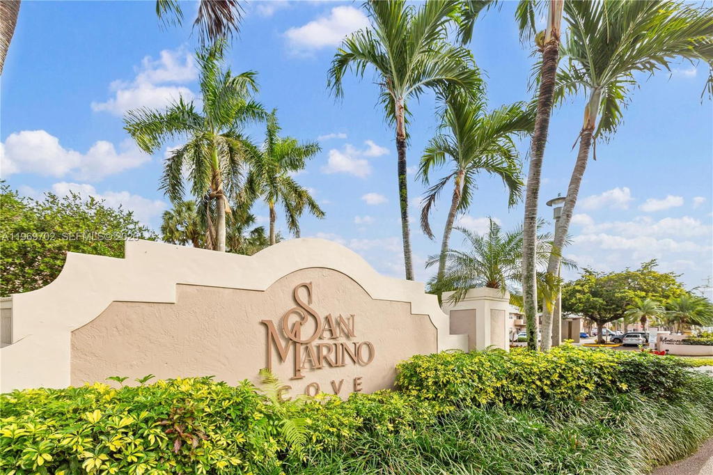 Real estate property located at 9722 23rd Ct, Broward, Royal Townhomes, Pembroke Pines, FL