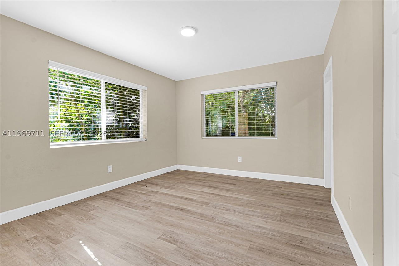 Real estate property located at 11919 8th av, Miami-dade, Griffings Biscayne Pk Est, Biscayne Park, FL