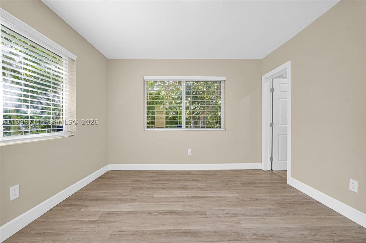 Real estate property located at 11919 8th av, Miami-dade, Griffings Biscayne Pk Est, Biscayne Park, FL