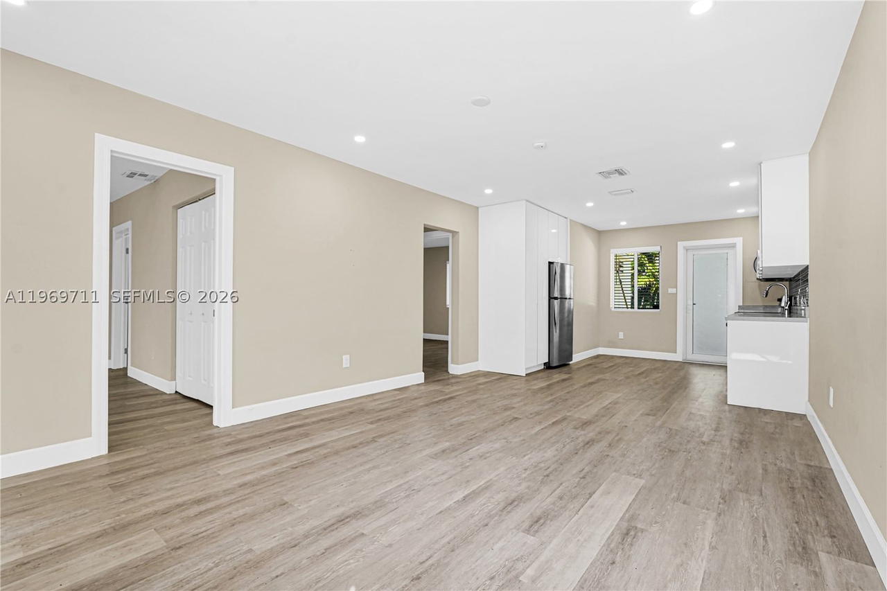 Real estate property located at 11919 8th av, Miami-dade, Griffings Biscayne Pk Est, Biscayne Park, FL