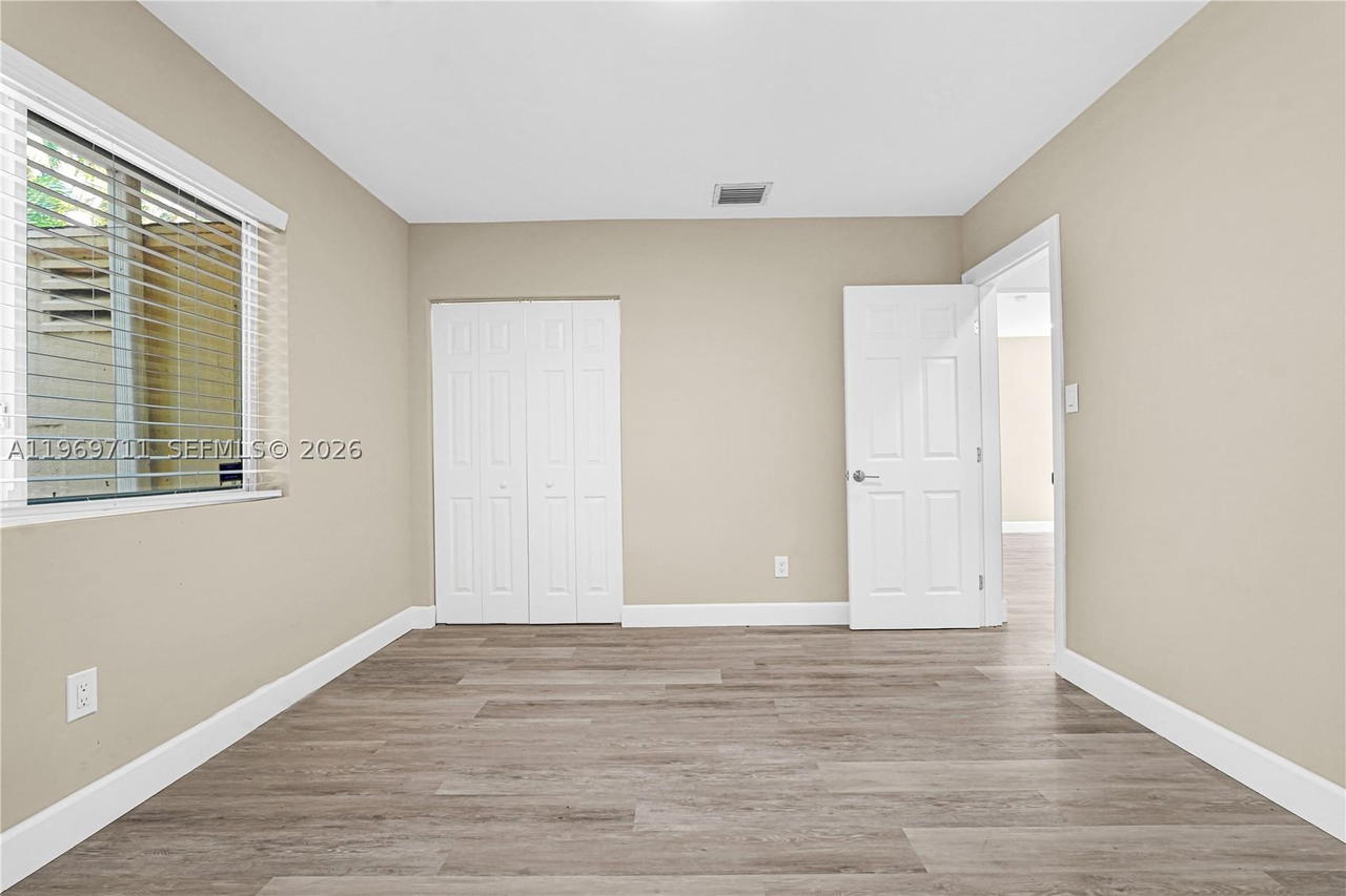 Real estate property located at 11919 8th av, Miami-dade, Griffings Biscayne Pk Est, Biscayne Park, FL