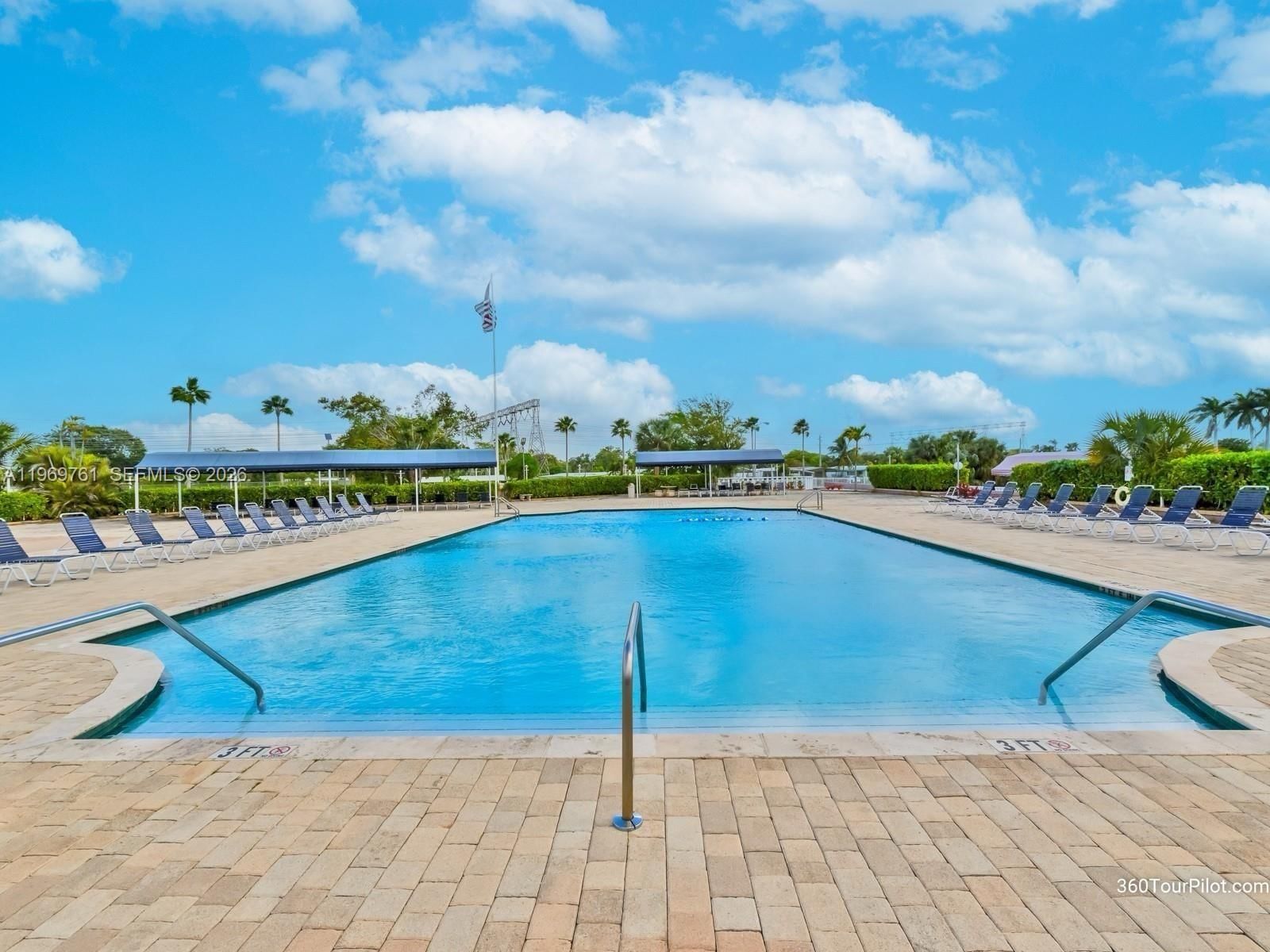Real estate property located at 2605 Marina Dr, Broward, Ravenswood Estates & Mari, Dania Beach, FL