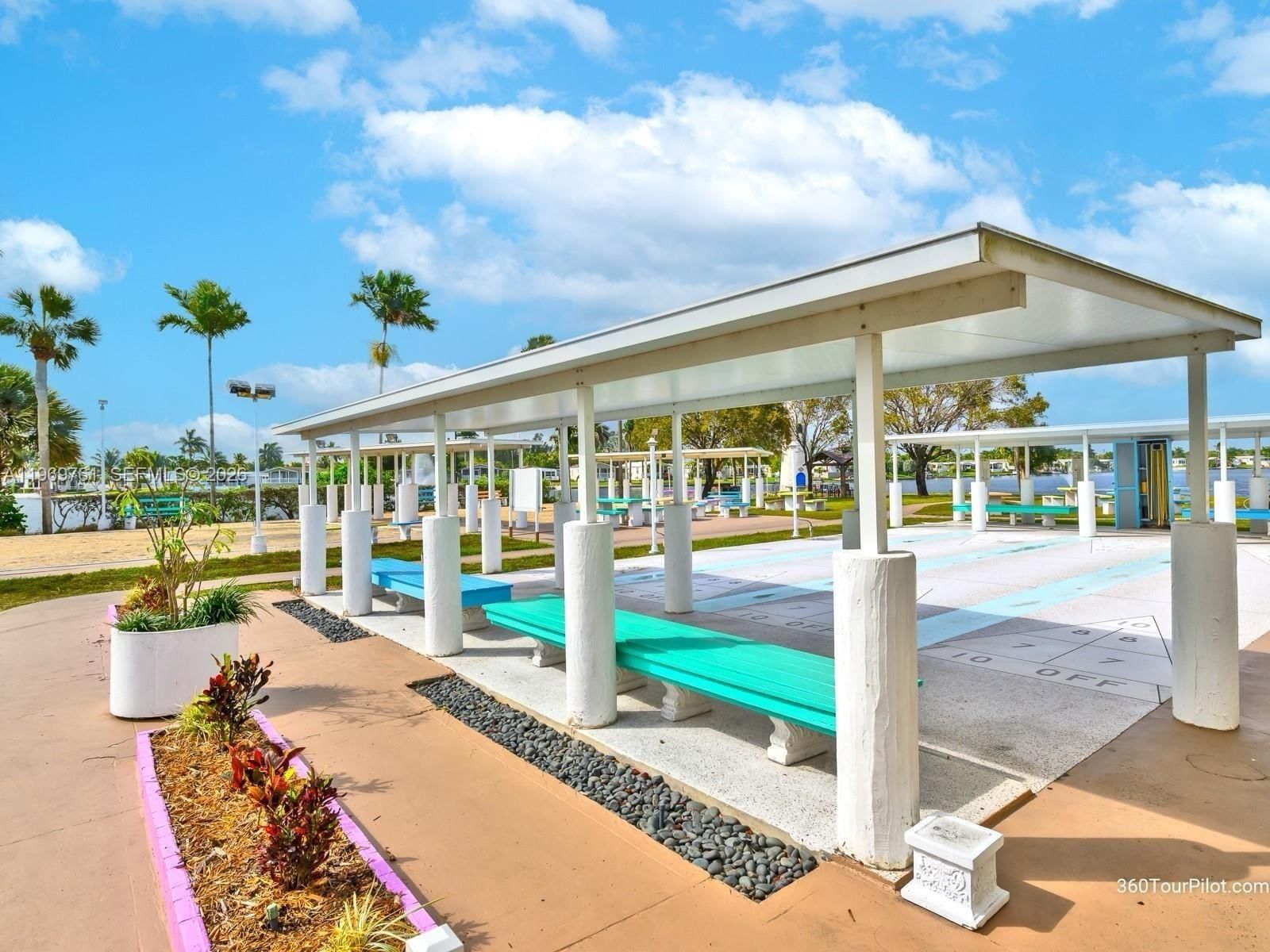 Real estate property located at 2605 Marina Dr, Broward, Ravenswood Estates & Mari, Dania Beach, FL