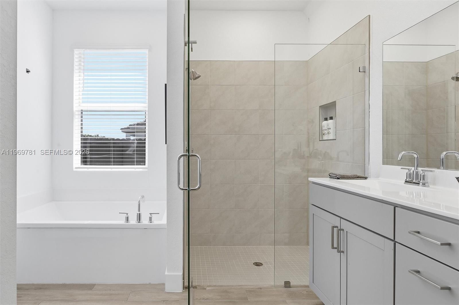 Real estate property located at 28863 186th Ave, Miami-dade, Vikings Steal Estates, Homestead, FL