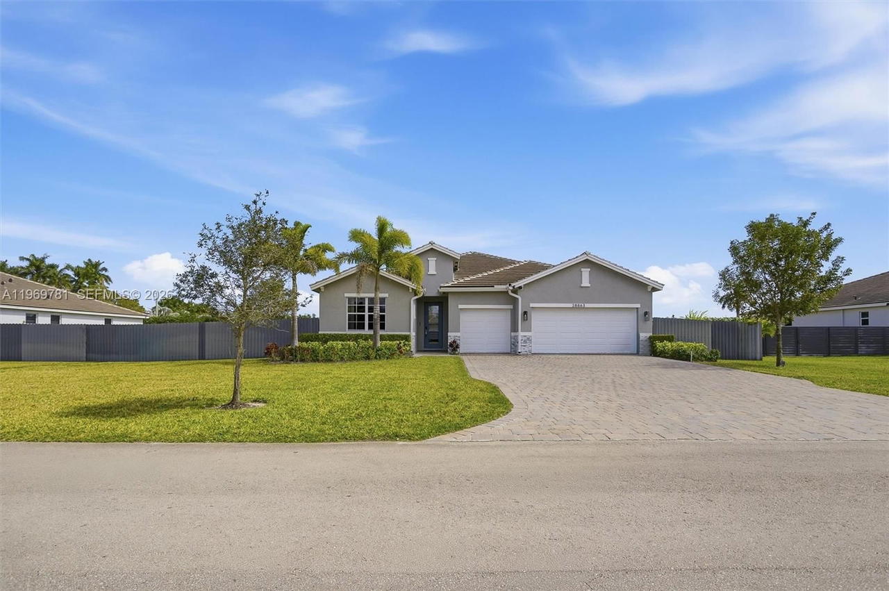Real estate property located at 28863 186th Ave, Miami-dade, Vikings Steal Estates, Homestead, FL