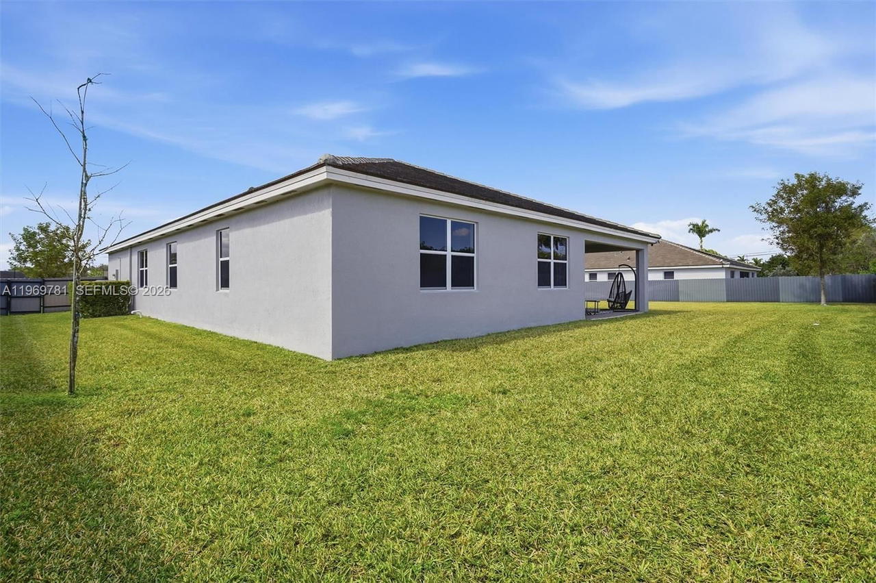Real estate property located at 28863 186th Ave, Miami-dade, Vikings Steal Estates, Homestead, FL