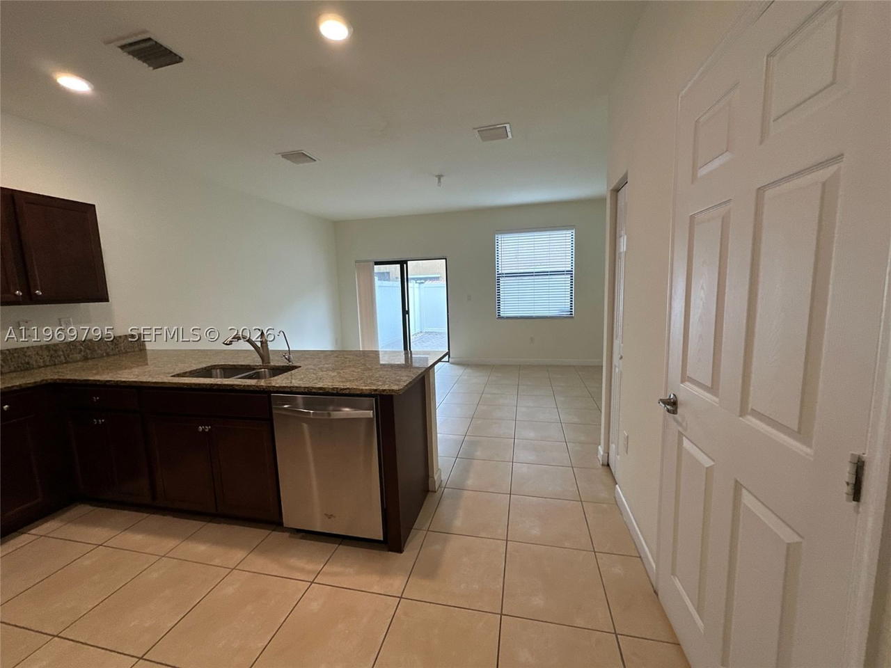 Real estate property located at 9374 32nd Ln, Miami-dade, Bonterra, Hialeah, FL