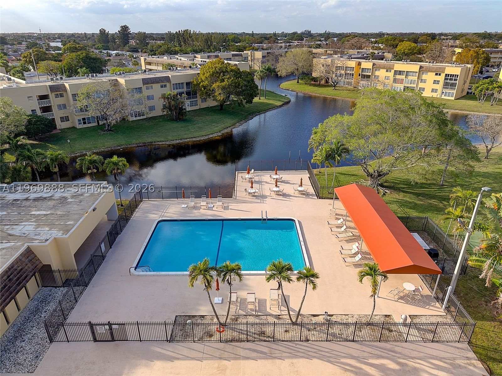 Real estate property located at 5851 62nd Ave #210, Broward, Bermuda Club Seven Condo, Tamarac, FL