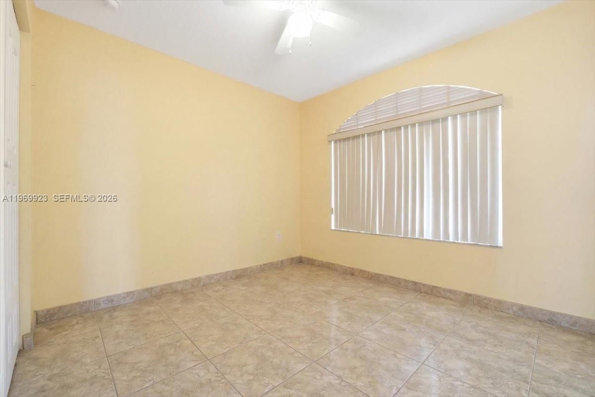 Real estate property located at 15431 171st St, Miami-dade, Kessler Grove Sec 4, Miami, FL