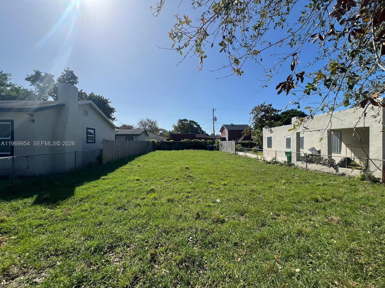 Real estate property located at 1762 44th St, Miami-dade, 17th Ave Manor 2nd Addn, Miami, FL