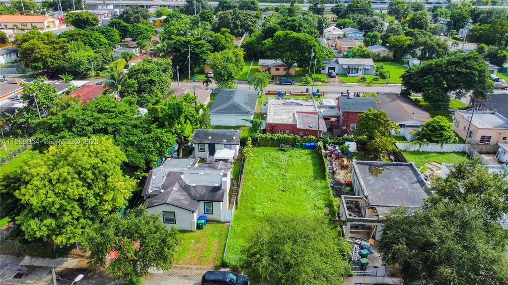 Real estate property located at 1762 44th St, Miami-dade, 17th Ave Manor 2nd Addn, Miami, FL