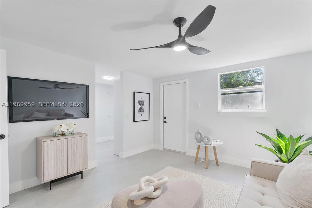 Real estate property located at 560 110th Ter, Miami-dade, Howmar Park 1st Addn, Miami, FL
