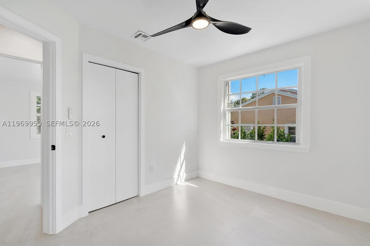 Real estate property located at 560 110th Ter, Miami-dade, Howmar Park 1st Addn, Miami, FL